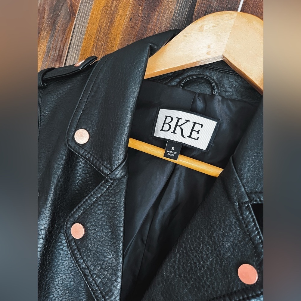 BKE Black Leather Jacket with Gray Accents S Item#AU - Picture 2 of 5